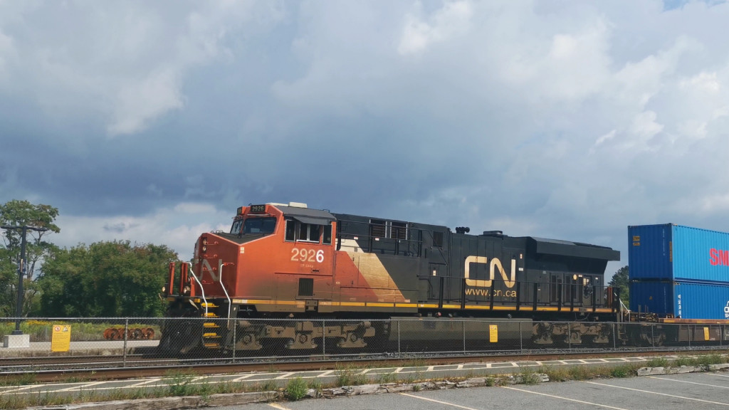 CN 2926